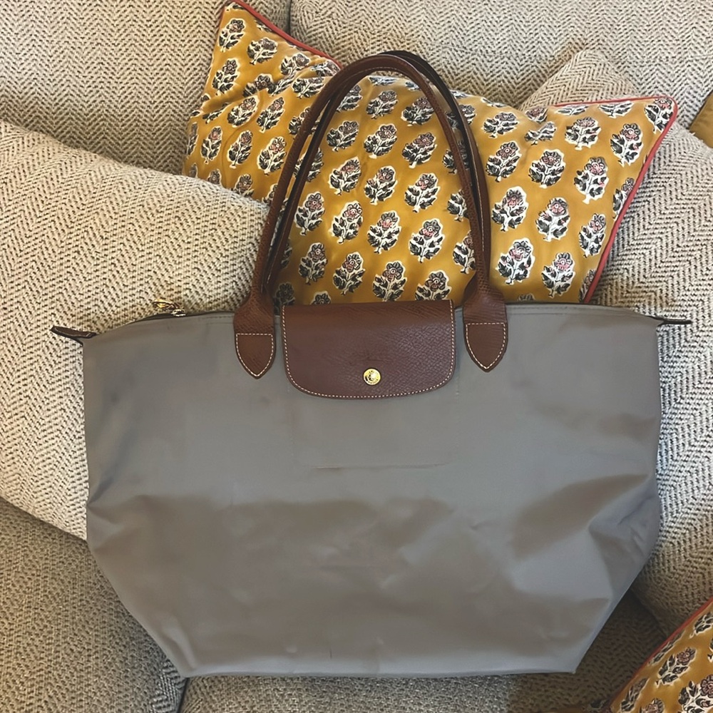 Longchamp Le Pliage Large Grey